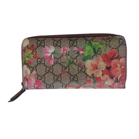 gucci floral wallet on chain|gucci floral wallet for sale.